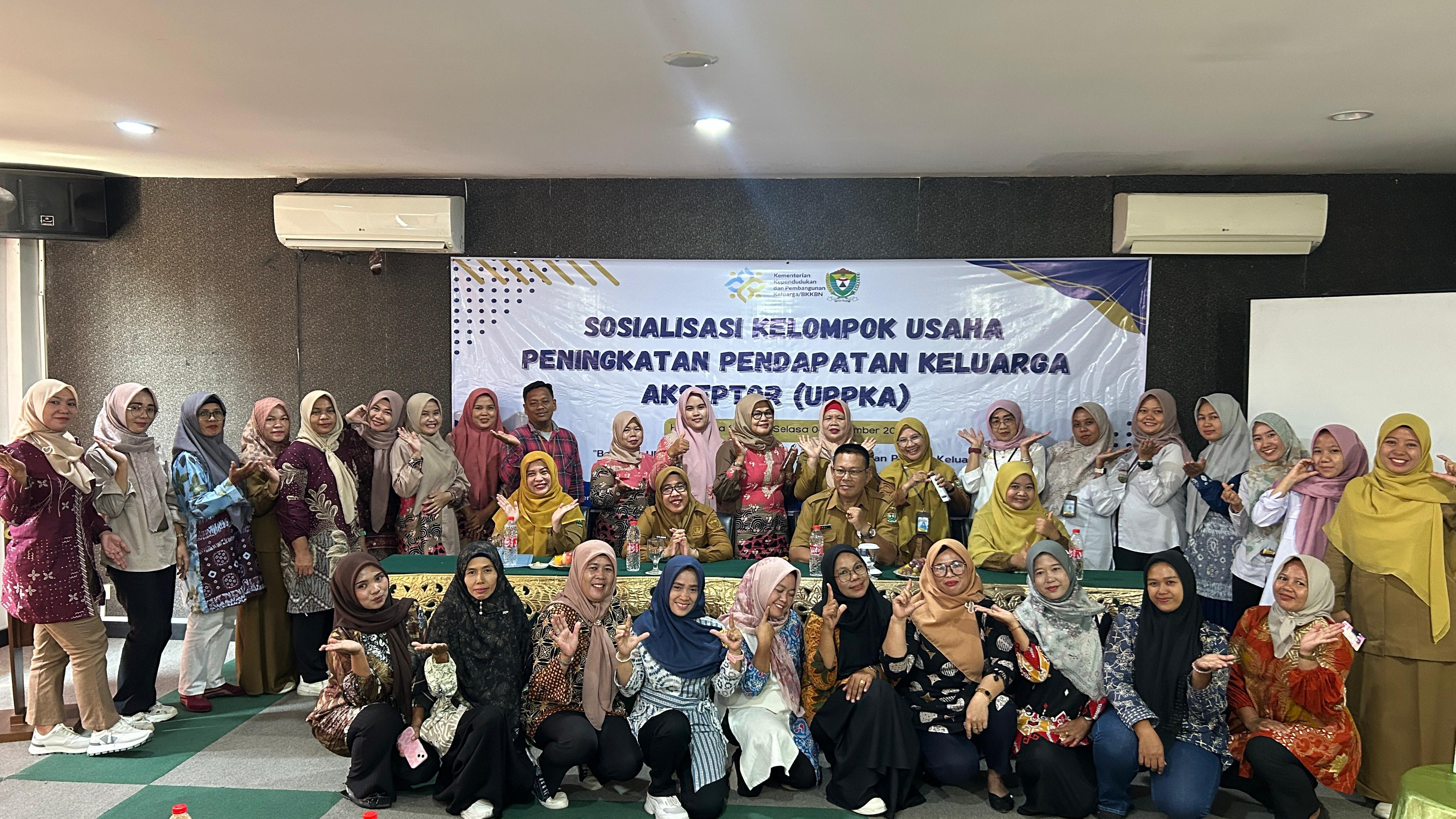 Perkuat Ekonomi Keluarga, DPPKB Muara Enim Gencarkan Sosialisasi Kelompok UPPKA